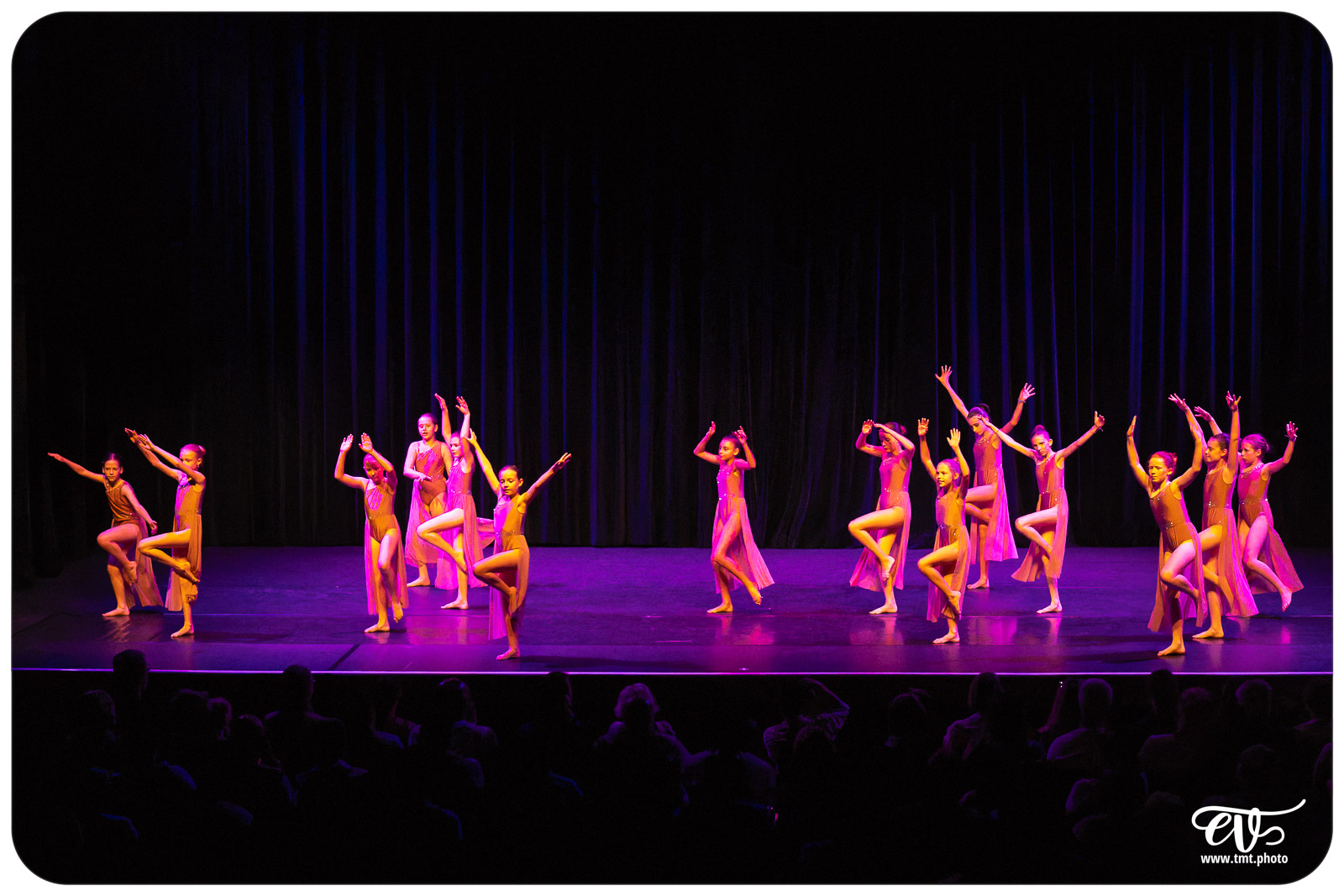 ECOLE DE DANSE CÉCILE ADAMOW